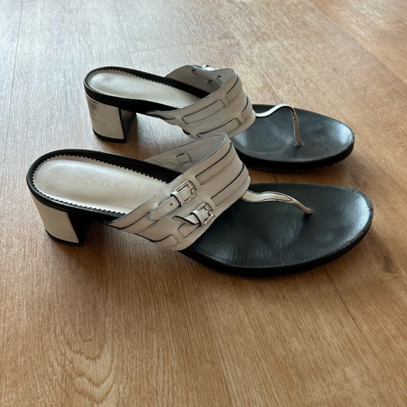 Vintage Prada heeled thongs - Picture 3 of 10